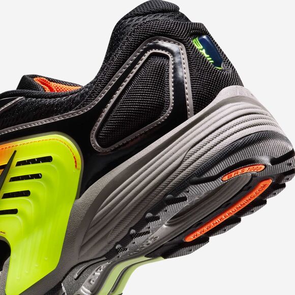 Nike Pegasus Running Shoes Men’s Size 11 Black Volt Orange Full Length Air NWT